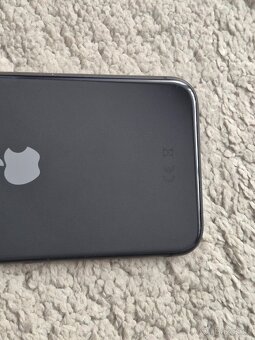 iPhone 11 64gb - face id nejde - 6