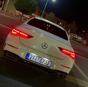 Mercedes Benz CLA - 6