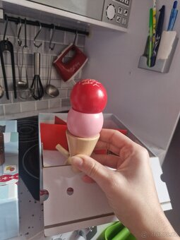 Dětská kuchyňka KidKraft s příslušenstvím - 6