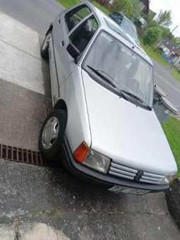 Peugeot 205 - 6