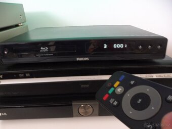 Sony RDR -HXD 870/Philips BLU. - 6
