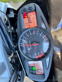 Suzuki GSR 600 2006 - 6