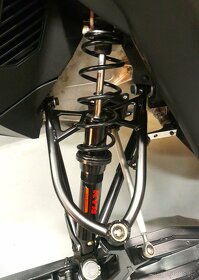 Ski-Doo Summit X 165¨ 850 Turbo R E-tec Shot - 6