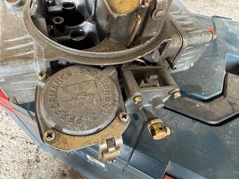 Karburátory Edelbrock a Holley pro motory V8 - 6