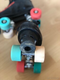 Černé kolečkové brusle pro holky Oxelo vel. 38 - 6