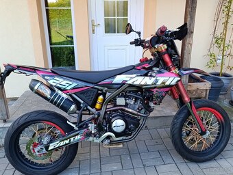 Fantic XMF 125 Motard - 6