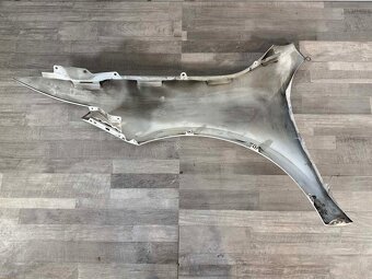 ŠKODA SUPERB 2 FACELIFT - blatník PP - LF9E - 3T0821162A - 6