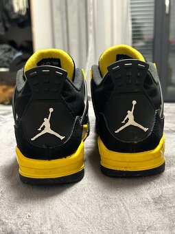 Jordan 4 yellow thunder - 6