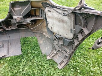 MERCEDES BENZ ML W164 ZADNÍ NÁRAZNÍK PĚKNÝ VČ. PAR. ČIDEL - 6