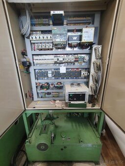 TOS Hostivař BHU 40A/1500 NC / bruska hrotová - 6