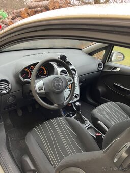 Opel Corsa, 1.2 16 V, benzín - 6