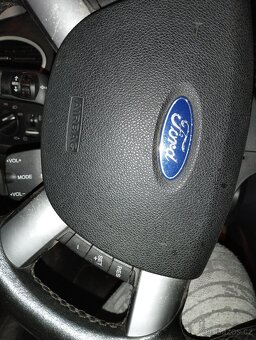 FORD FOCUS II 1,6 TDCi 80kW KLIMA, r.2005 - 6