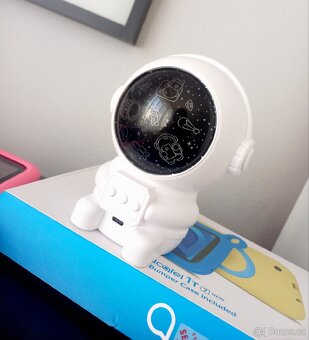 Astronaut lampicka projektor noční oblohy - 6