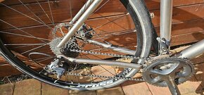 Kona Rove Titanium (touringove kolo) - 6