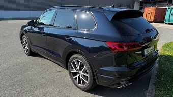 Volkswagen Touareg R-line 3,0 TSI 250 kW - 6