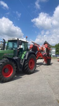 Shrnovač pásový KUHN  Merge Maxx 950 - 6