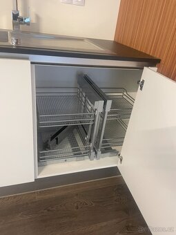 Kvalitní kuchyňská linka -NOVÁ - 6