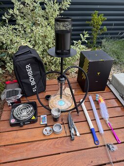 Prodám vodní dýmku Vyro Versa Black s kompletním příslušenst - 6