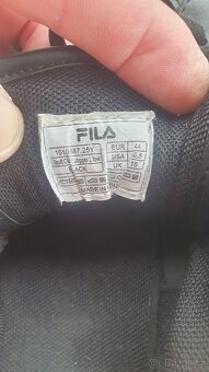Pevné sportovní boty FILA, EU44 - 6