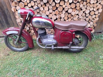 Jawa ČZ - 6