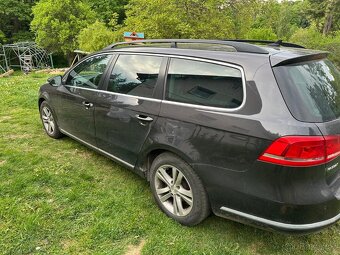 Volkswagen Passat B7 2.0 103kW - 6