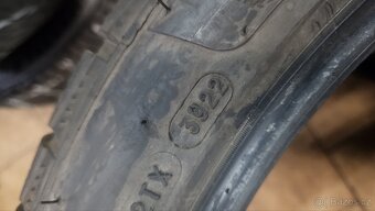 Zimní sada Dvojrozměr 265/40 A 305/35 R21 Michelin - 6