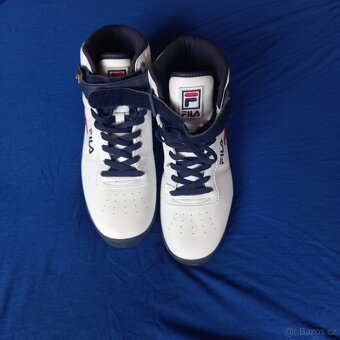 FILA 42 - 6