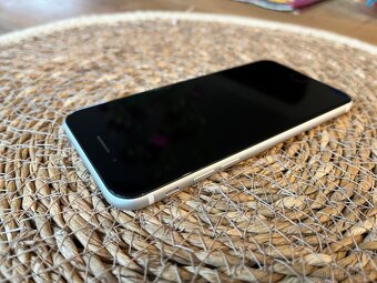 Prodám iPhone SE 2020 64GB - top stav kompletní balení - 6