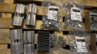Montážní materiál K2 Systems – svorky, profily, spojky - 6
