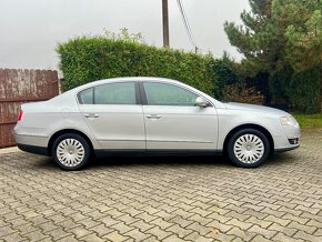VOLKSWAGEN PASSAT 2,0 FSI COMFRTLINE / 2005 - 6