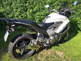 HondaCrossrunnerVFR800 - 6