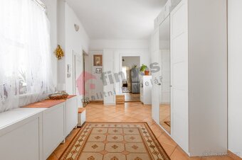 Prodej krásného bytu, 155 m2, v ul. Zlatnická- Praha Nové Mě - 6