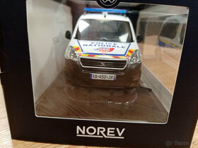 Peugeot Partner 1/18 - 6