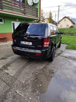 Jeep Grand Cherokee srt8 - 6