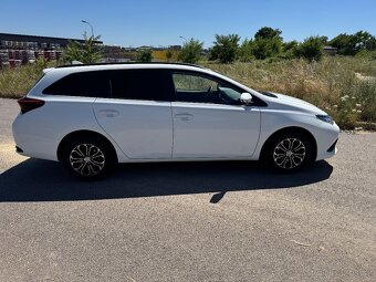 Toyota Auris 1.6 Valvematic 2018 - 6