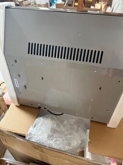 podskříňková digestoř Klarstein 60cm - 6