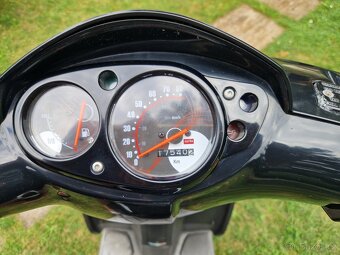 Aprilia SR 50 Motard - 2014 - pěkný-SUPER CENA - 6