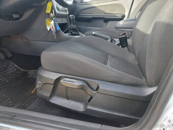 Ford Focus 1.6 TDCI na náhradní díly - 6