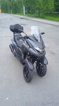 Yamaha Tricity 300 - 6