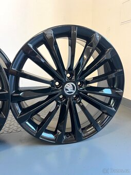 Originální alu kola Trinity, Škoda Superb 3, 5x112 r19 - 6