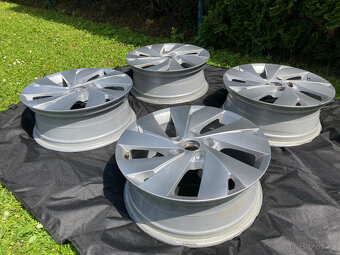 ALU disky 5x112 R17 VW, Škoda - 6