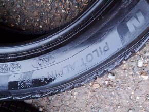 225/55/18 102v Michelin - zimní pneu 2ks - 6