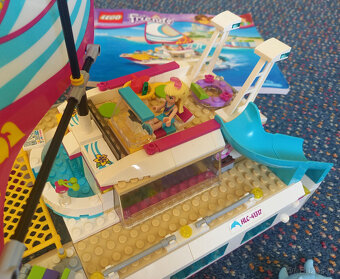 Lego Friends 41317 - Katamarán Sunshine - 6