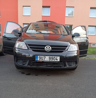 Prodám Volkswagen Golf 5 - 6