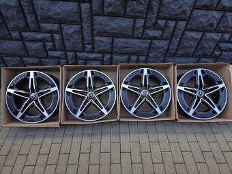 5x112 R19 Mercedes Benz A A35 W177 AMG Nepoužite - 6