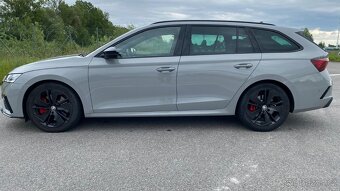 Škoda Octavia IV RS 2.0 TSI 180kw DSG - 6