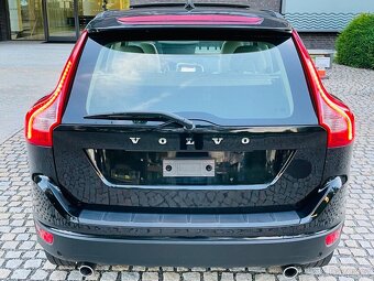 Volvo XC60 2.4 D5 AUTOMAT KAMERA GEARTRONIC VÝHŘEV SERVISKA - 6
