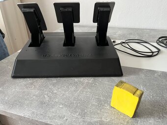 Volant Thrustmaster T300 + řadicí páka Thrustmaster TH8S - 6