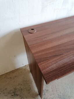 Kancelářské pracovní stoly Hobis 8 kusů - 6