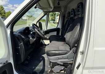 Peugeot Boxer 2.2 HDi L1H1 nafta manuál 110 kw - 6